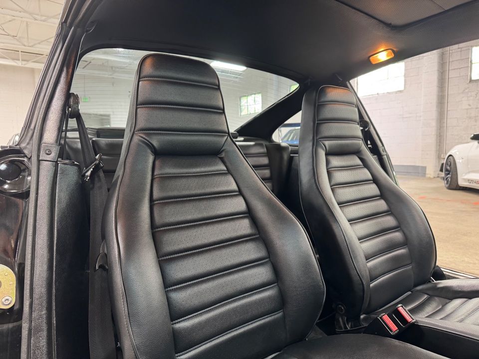 1984 PORSCHE 911