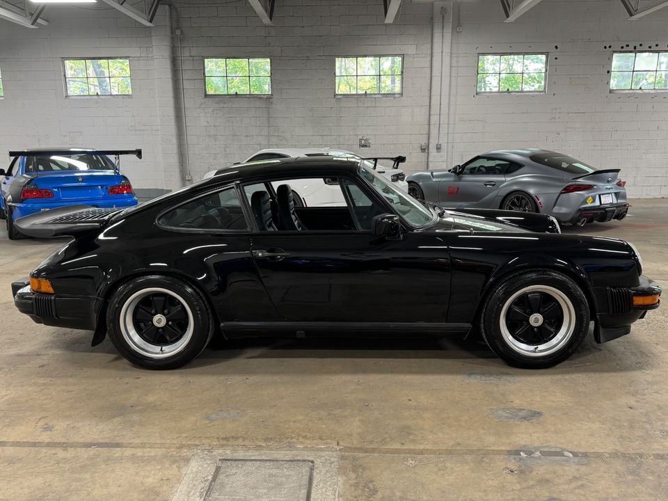 1984 PORSCHE 911