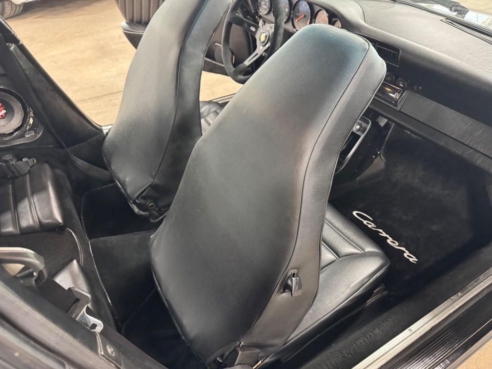 1984 PORSCHE 911
