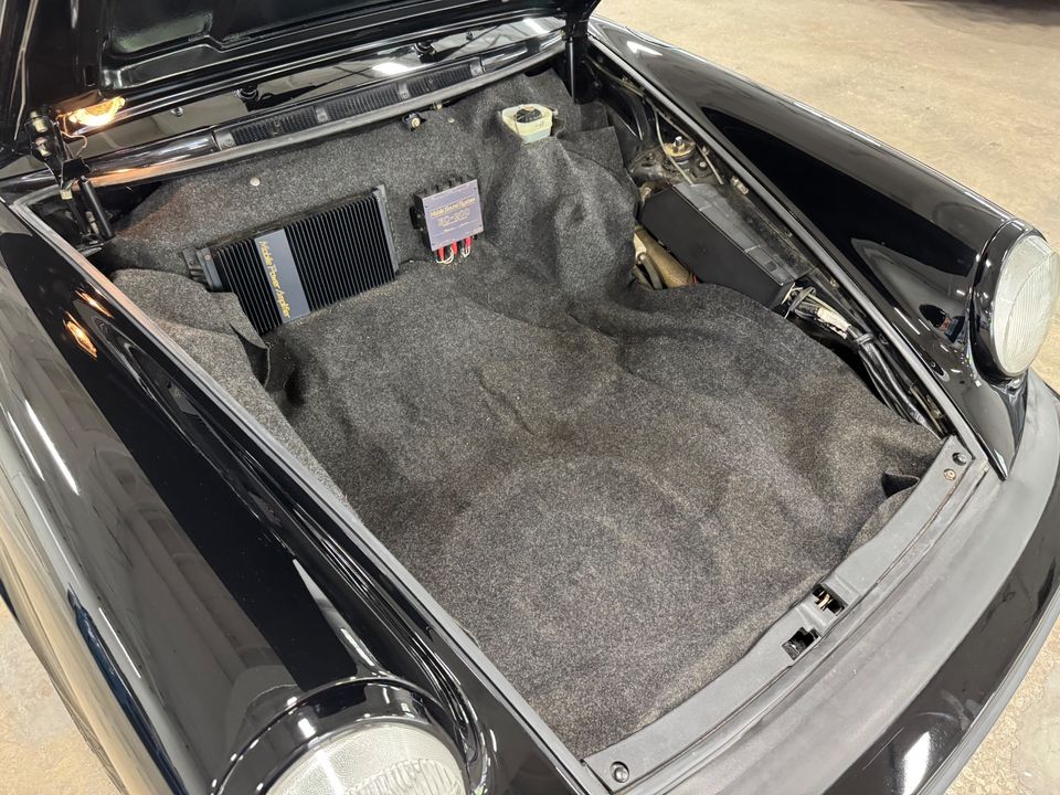1984 PORSCHE 911