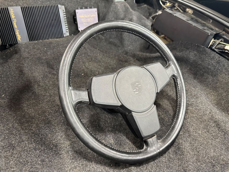1984 PORSCHE 911