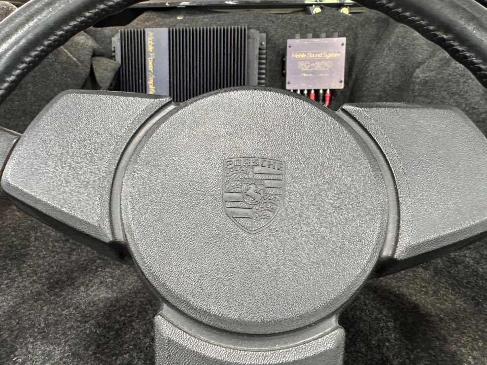 1984 PORSCHE 911