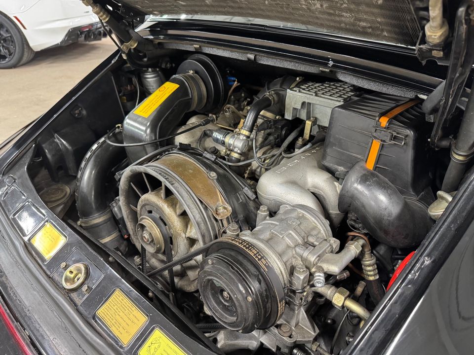 1984 PORSCHE 911