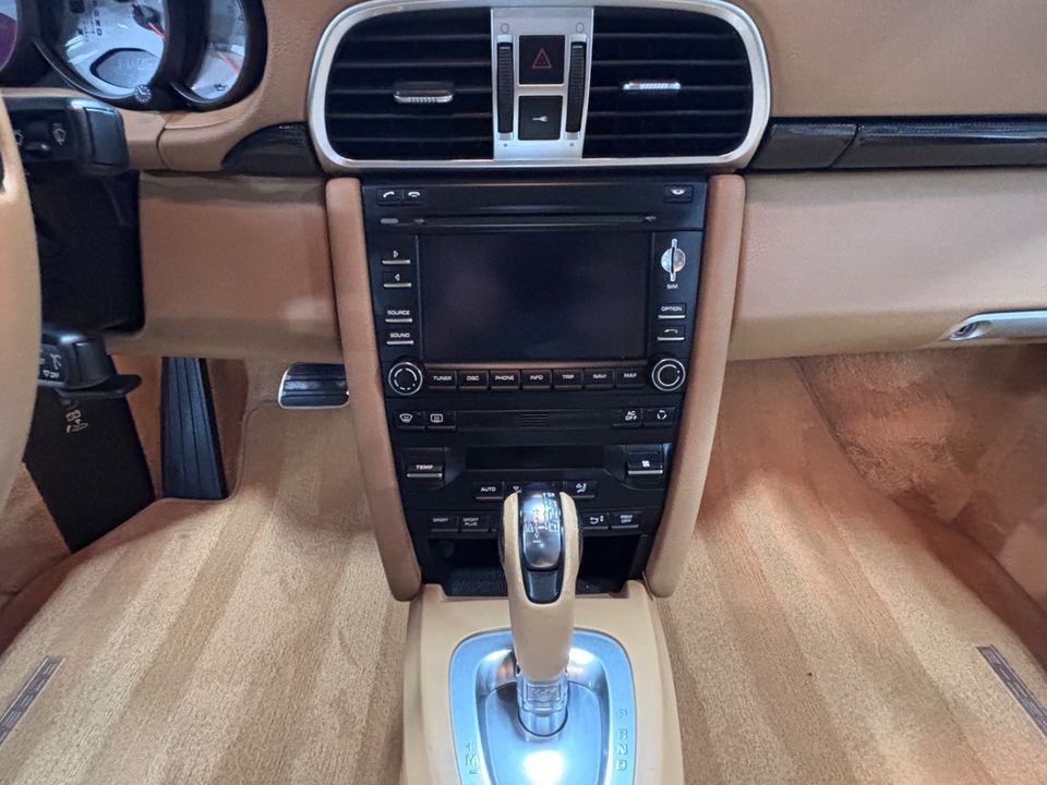 2011 PORSCHE 911 CARRERA 4S