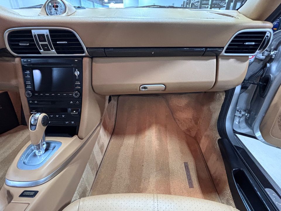 2011 PORSCHE 911 CARRERA 4S