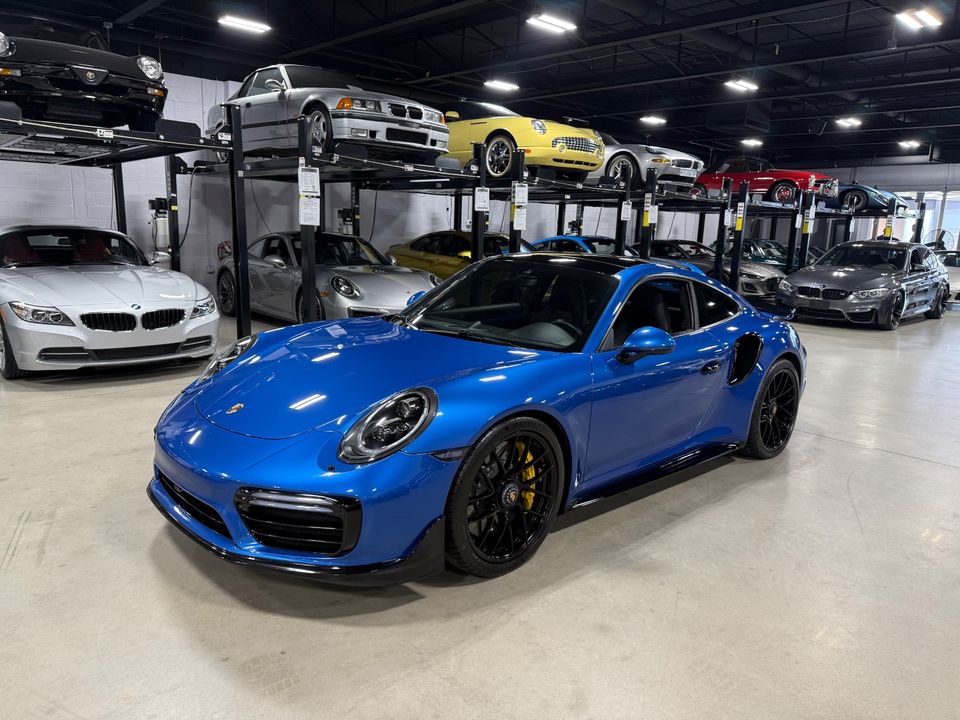 2018 PORSCHE 911