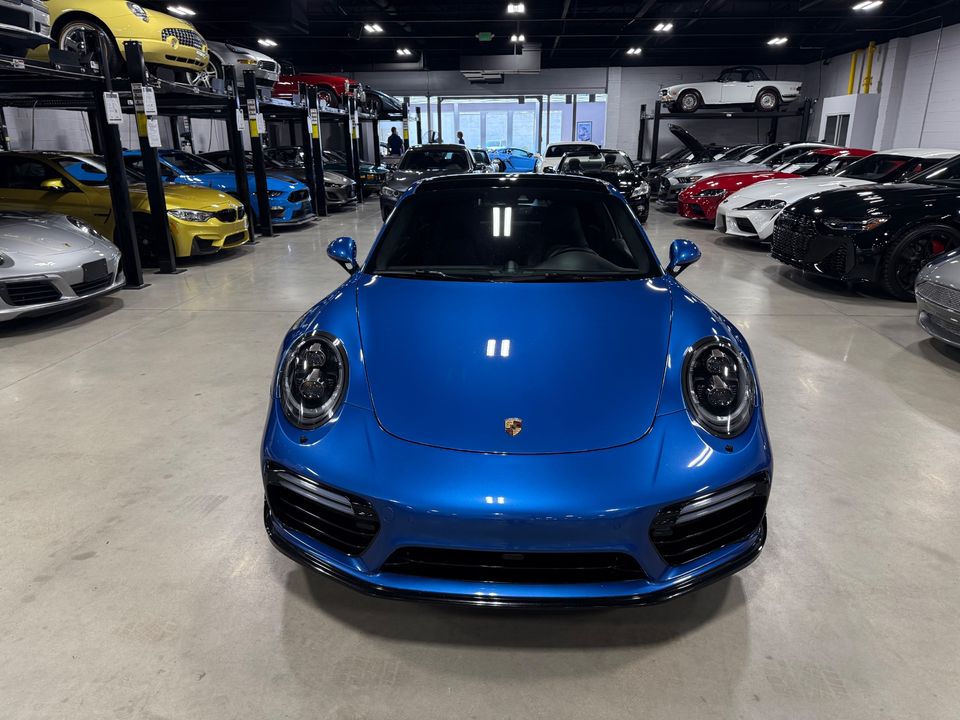 2018 PORSCHE 911