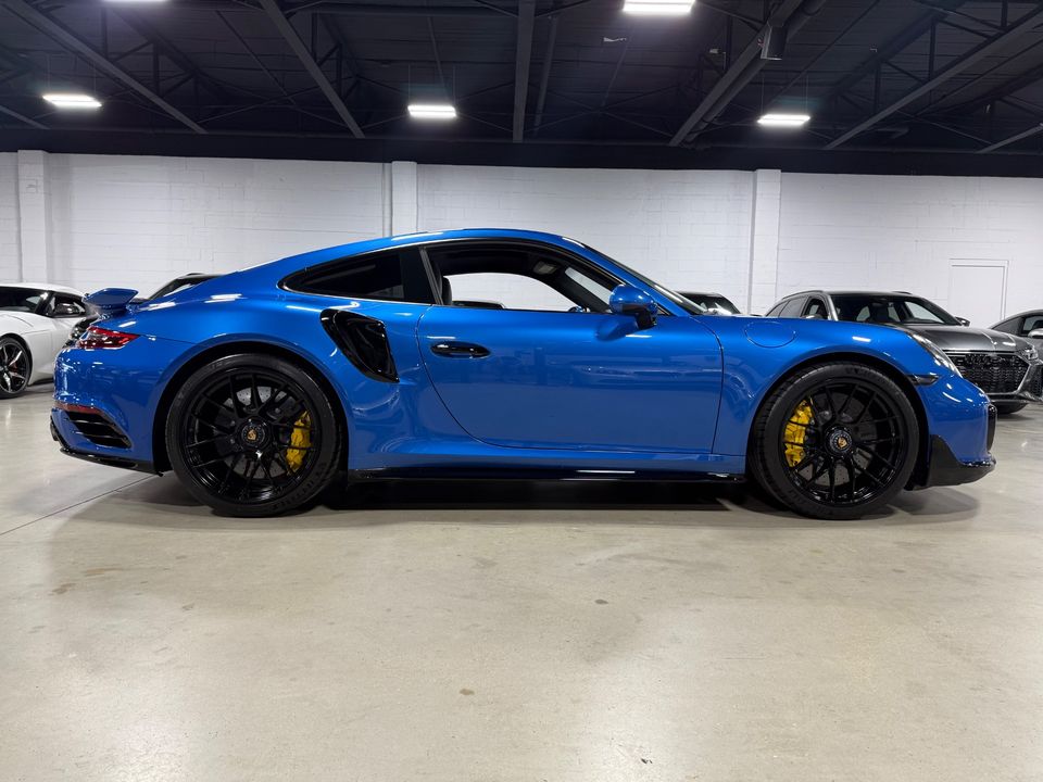 2018 PORSCHE 911