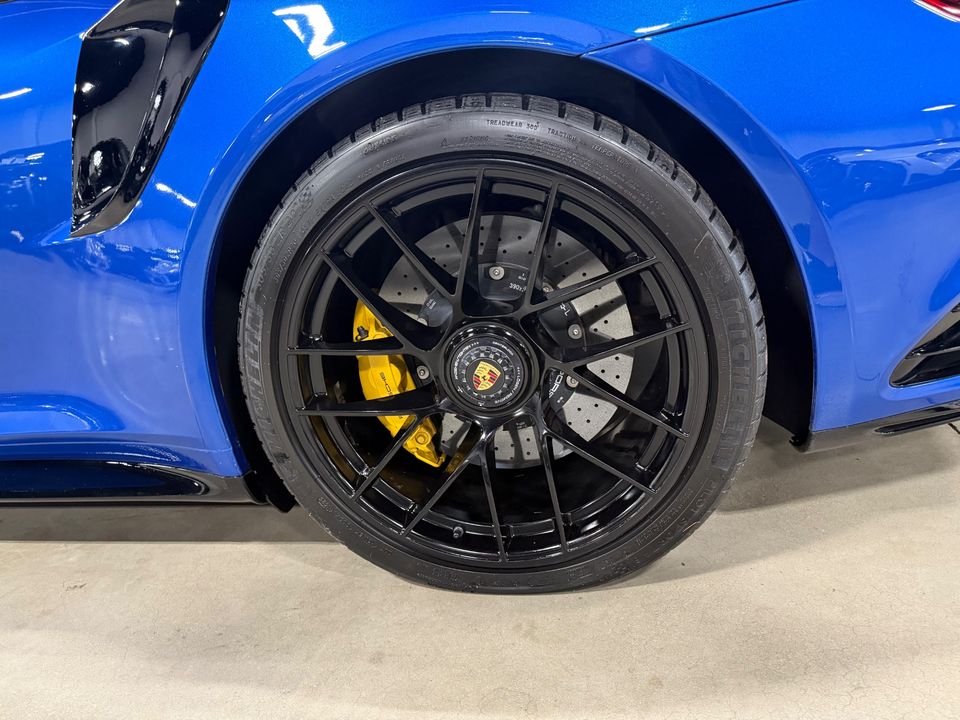 2018 PORSCHE 911