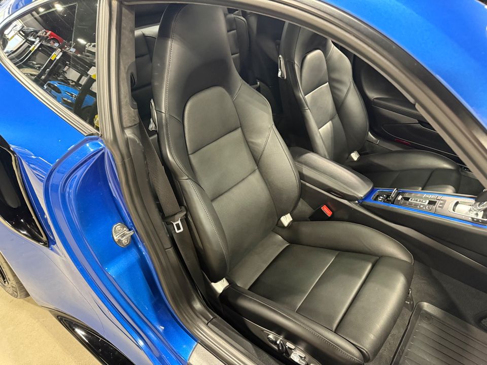 2018 PORSCHE 911