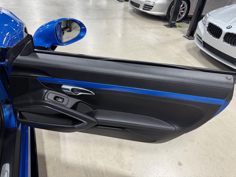 2018 PORSCHE 911