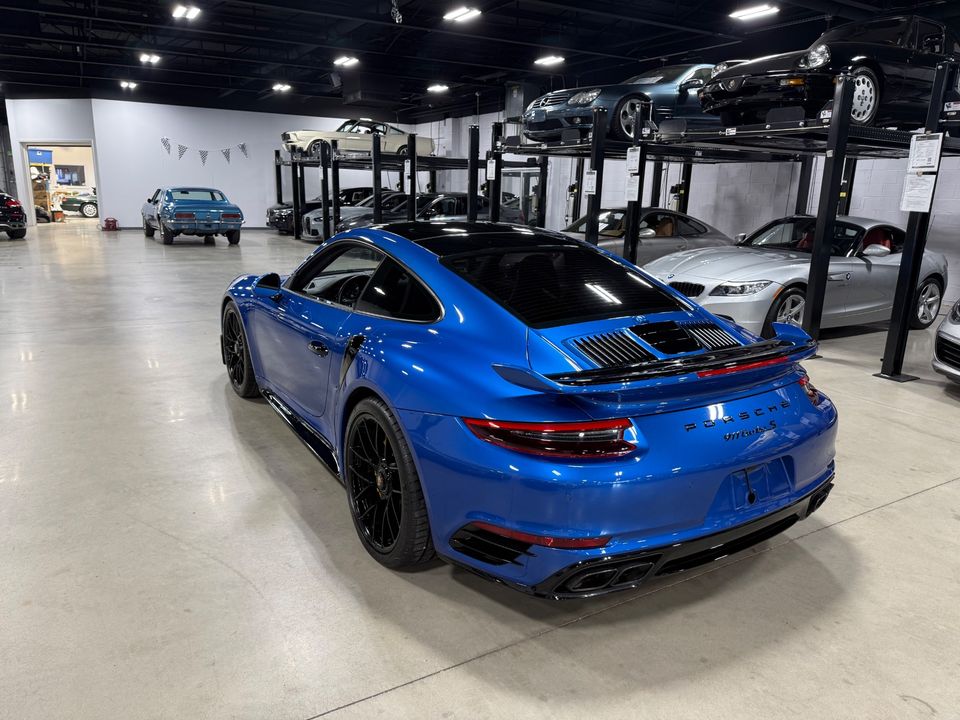 2018 PORSCHE 911