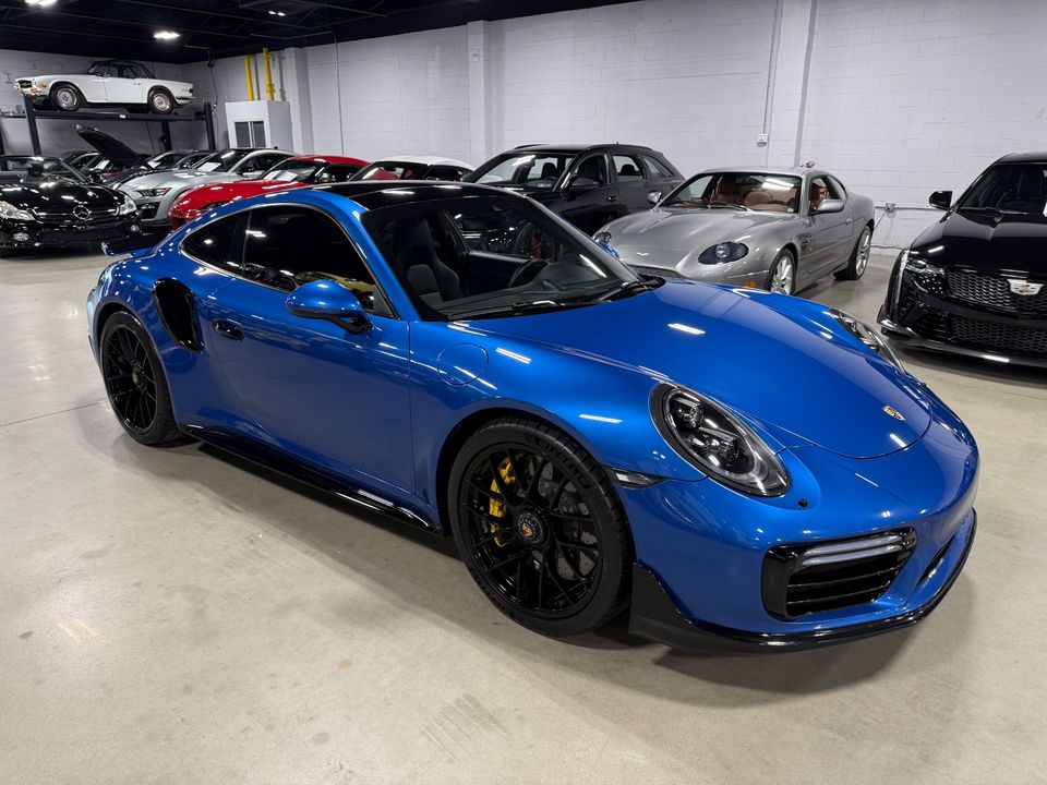 2018 PORSCHE 911
