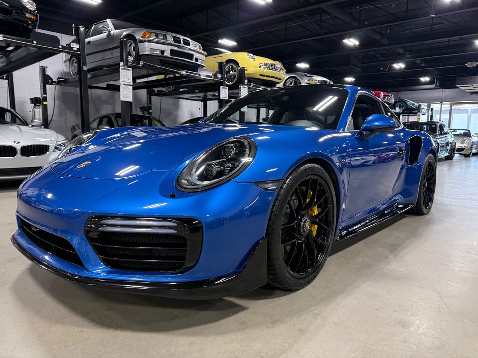 2018 PORSCHE 911