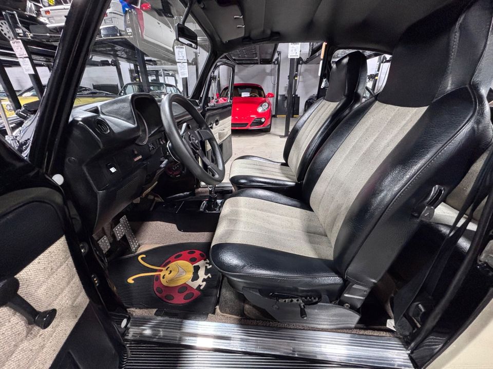 1973 VOLKSWAGEN SUPER BEETLE