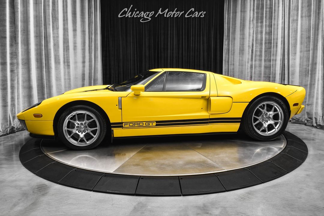 2005 Ford GT