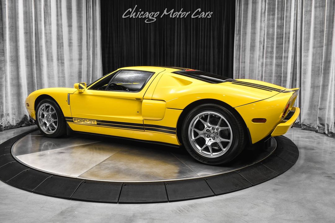 2005 Ford GT