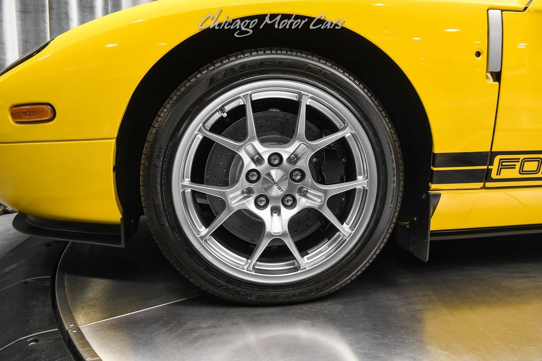 2005 Ford GT