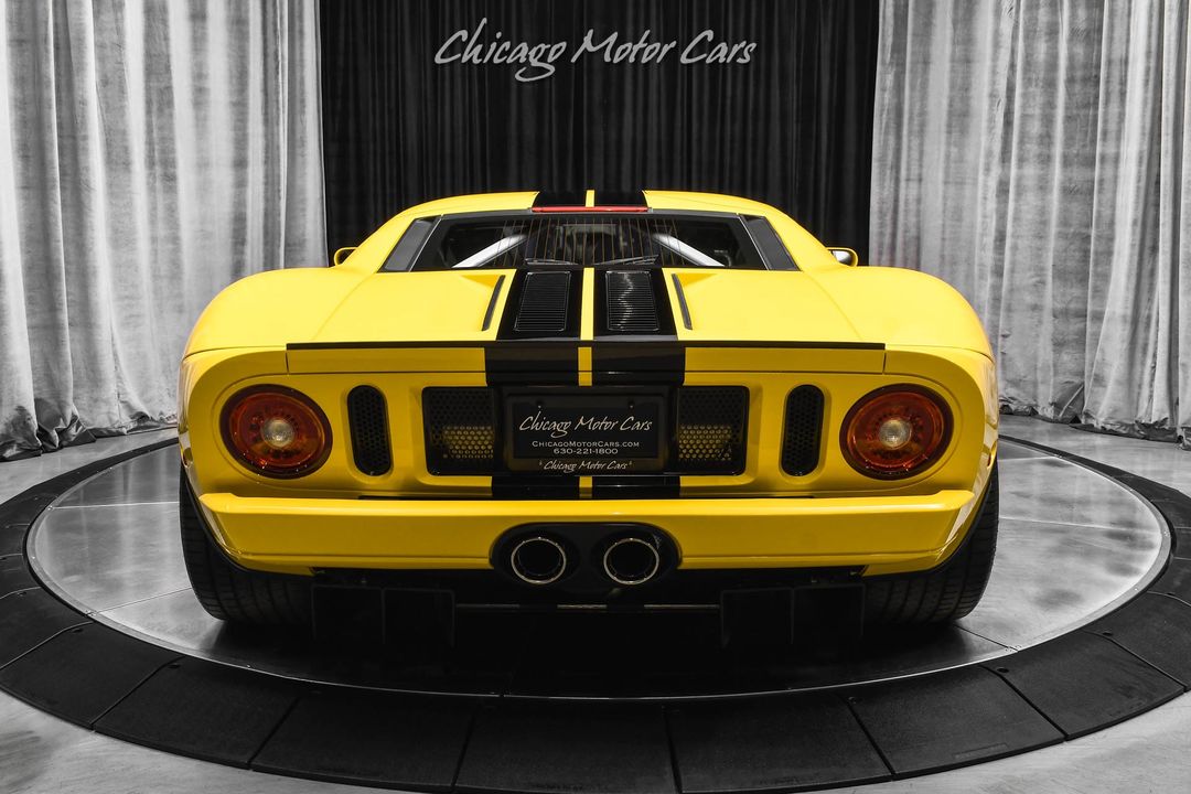 2005 Ford GT