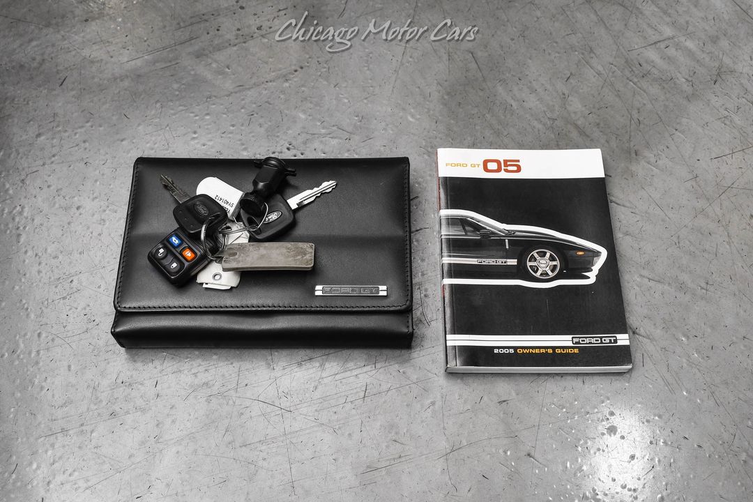 2005 Ford GT
