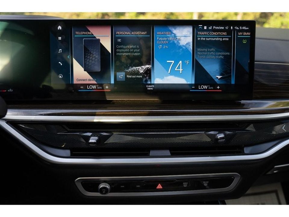 2023 BMW X7