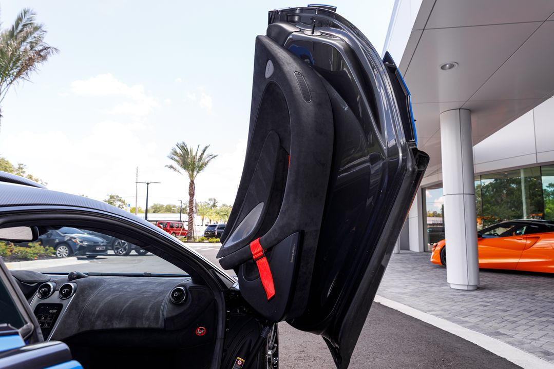 2020 McLaren 620R