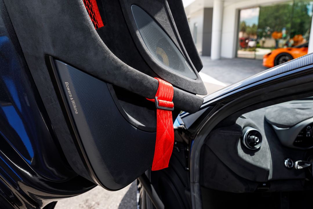 2020 McLaren 620R