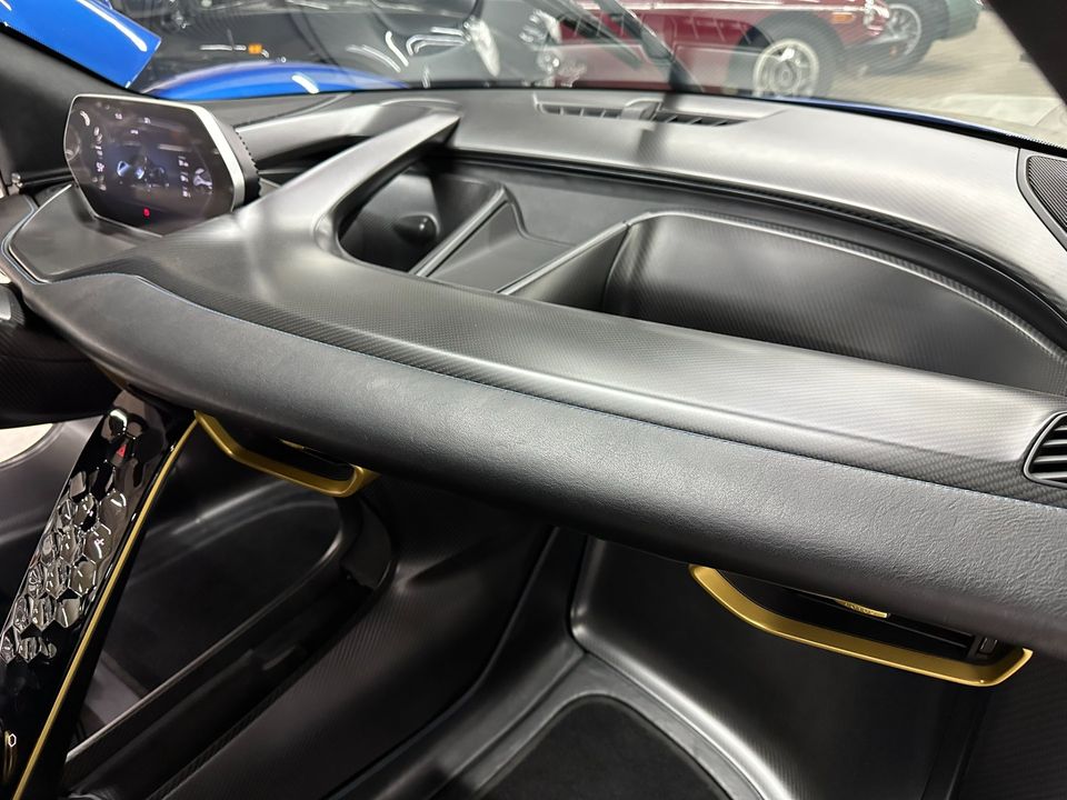 2025 Lotus Evija
