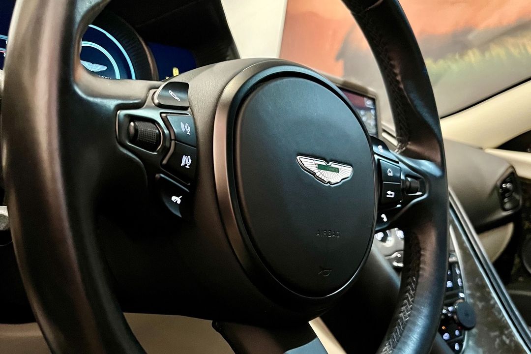 2018 Aston Martin DB11