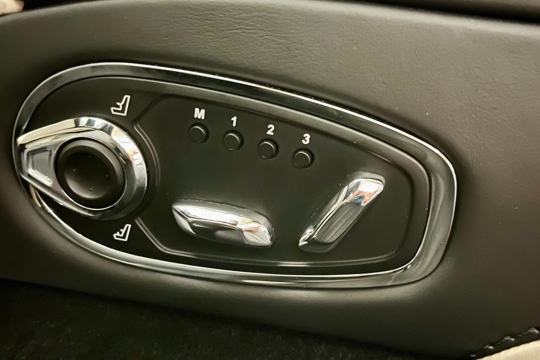 2018 Aston Martin DB11