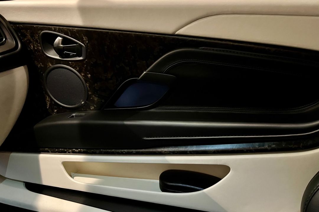 2018 Aston Martin DB11