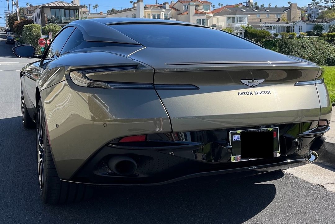 2018 Aston Martin DB11