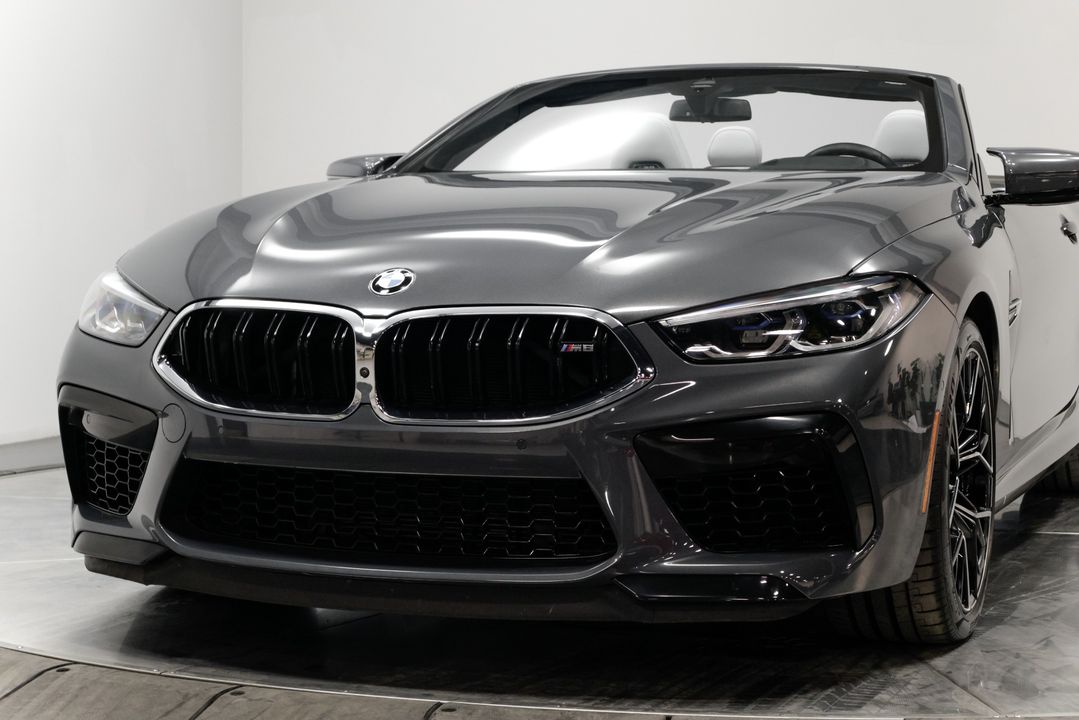 2020 BMW M8