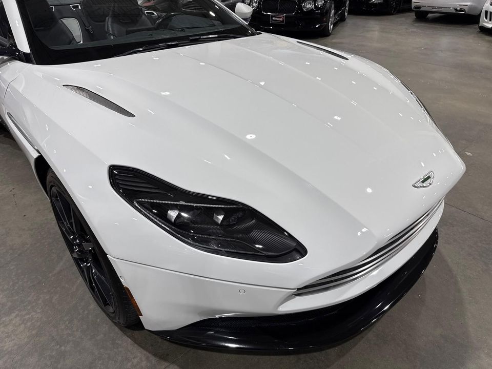 2019 Aston Martin DB11 Volante