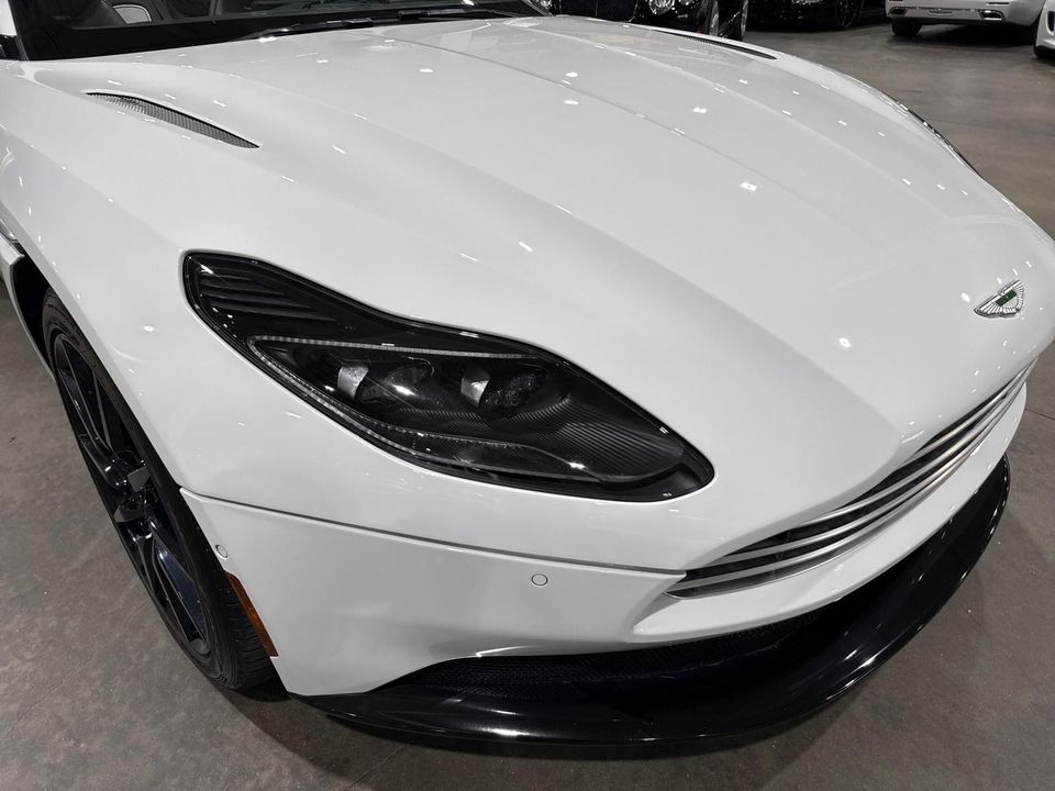 2019 Aston Martin DB11 Volante