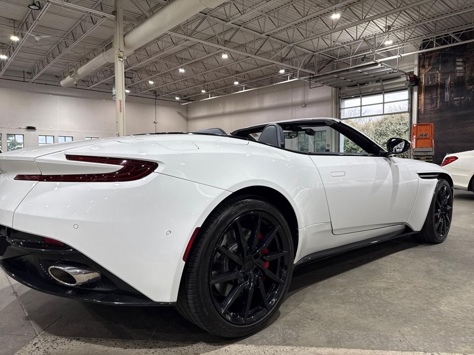 2019 Aston Martin DB11 Volante