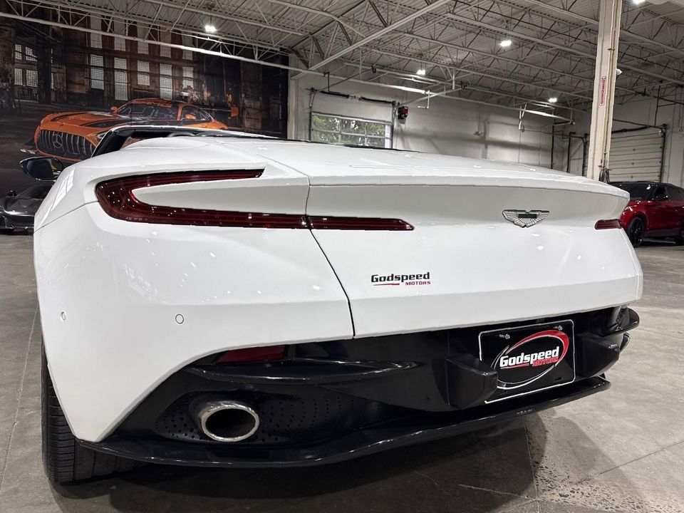 2019 Aston Martin DB11 Volante