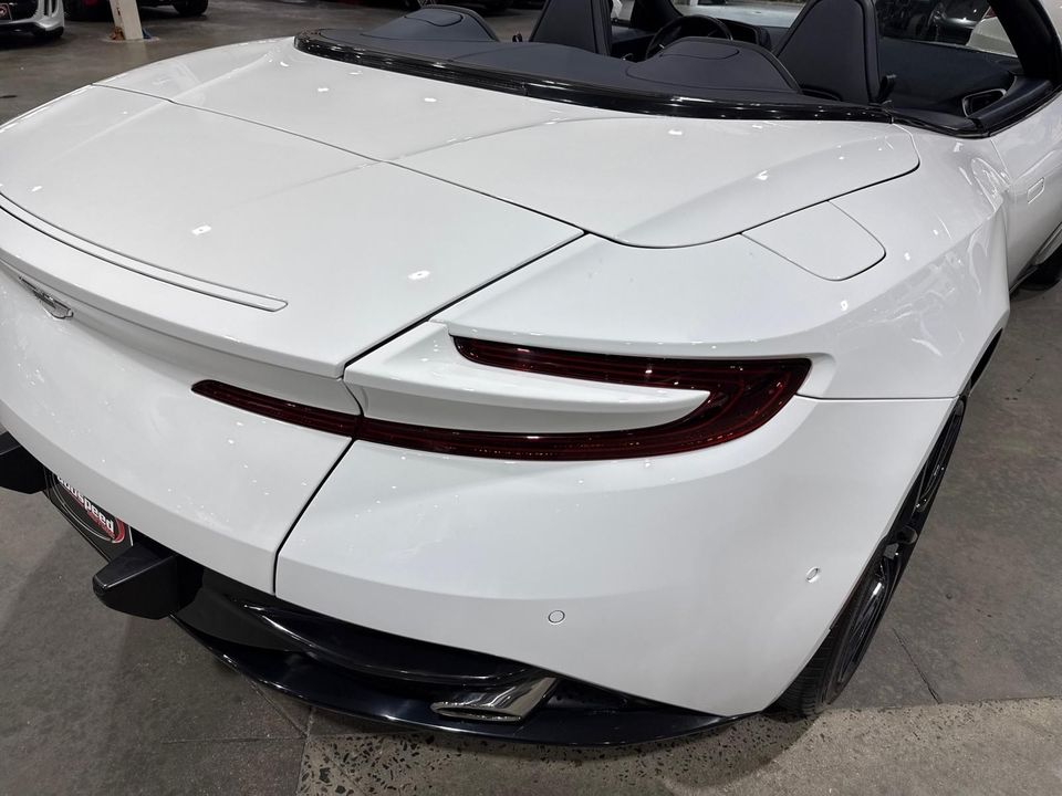 2019 Aston Martin DB11 Volante