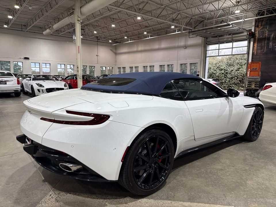 2019 Aston Martin DB11 Volante