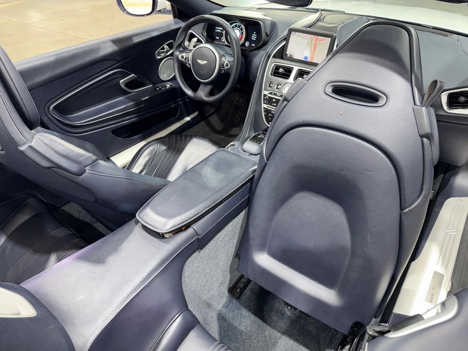 2019 Aston Martin DB11 Volante