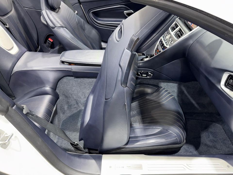 2019 Aston Martin DB11 Volante