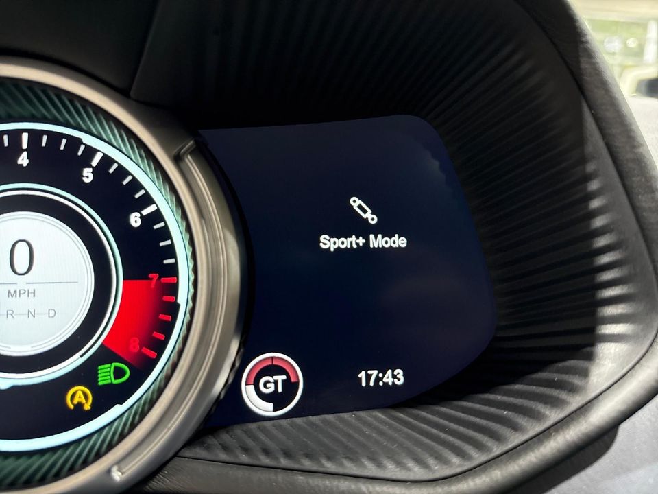 2019 Aston Martin DB11 Volante