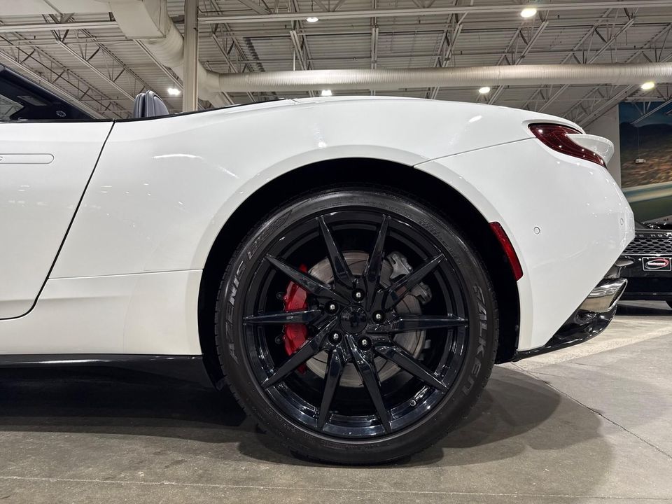 2019 Aston Martin DB11 Volante