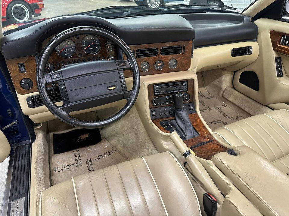 1993 Aston Martin Virage Volante