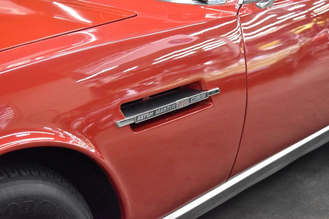 1971 Aston Martin DBSV8