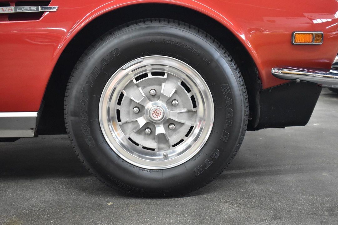 1971 Aston Martin DBSV8