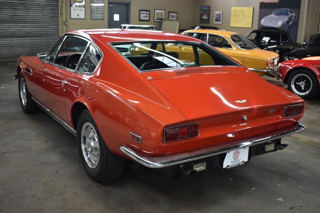 1971 Aston Martin DBSV8