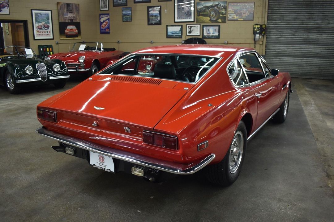 1971 Aston Martin DBSV8