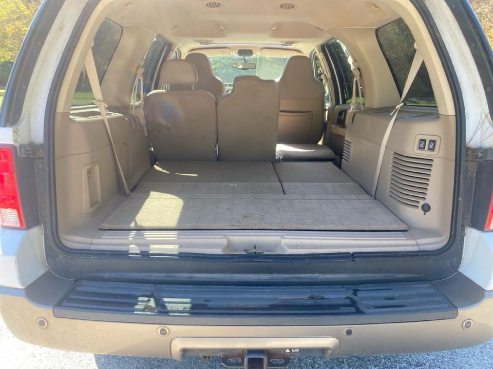 2004 Ford Expedition