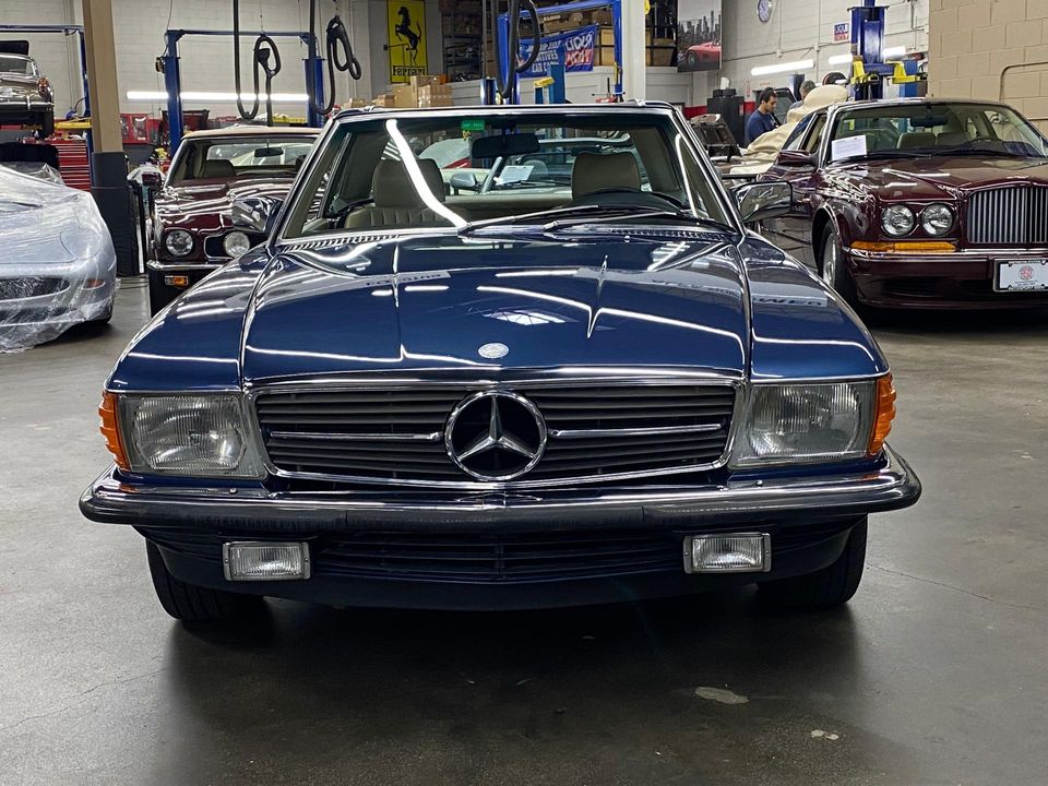 1985 Mercedes-Benz 500 SL